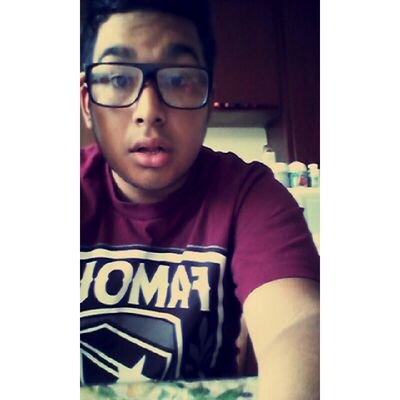 Profile Picture of Daniel Zelaya (@danny_cuhh16) on Twitter