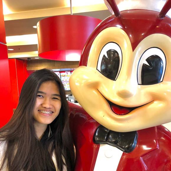 Profile Picture of Johanna Bacayo (@jkbacayo) on Poshmark