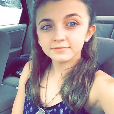 Profile Picture of Lacey Hall (@Eddie_Lacey813) on Twitter