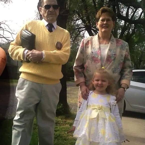 Profile Picture of Cindy Staton (@tobie2016) on Poshmark