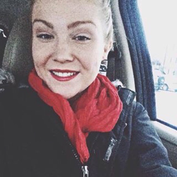 Ashley Azbell - Poshmark Profile Picture of Ashley Azbell (@alazbell) on Poshmark