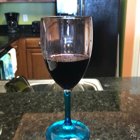 Joann Muscarello - Poshmark Profile Picture of Joann Muscarello (@jojosstuff) on Poshmark