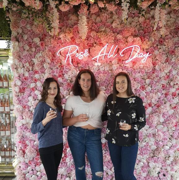 Profile Picture of Laura Barrieau (@laurabarrieau) on Poshmark