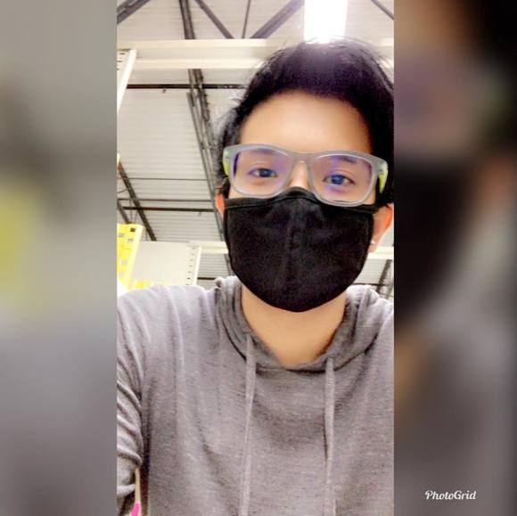 Profile Picture of Mhem Sagone (@khanstiano) on Poshmark