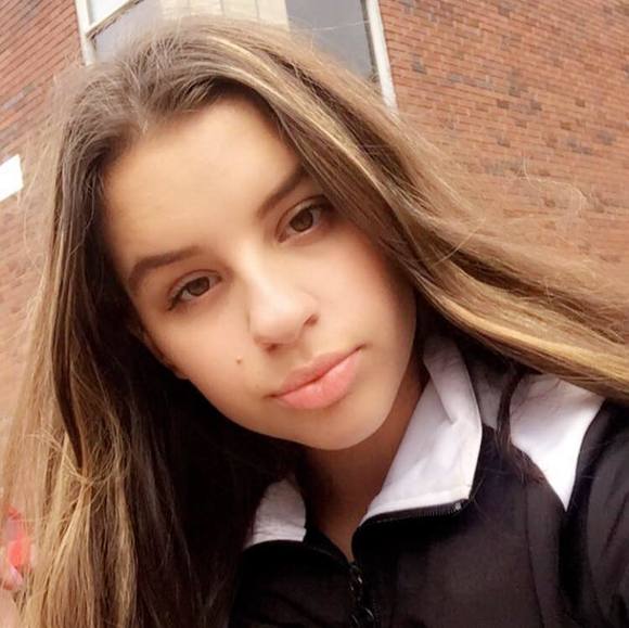 Profile Picture of Hanna Mcfeaters (@mcfeaters) on Poshmark