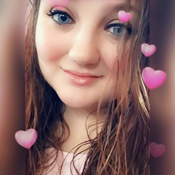 Profile Picture of Margaret Wyatt (@haileezaylea) on Poshmark