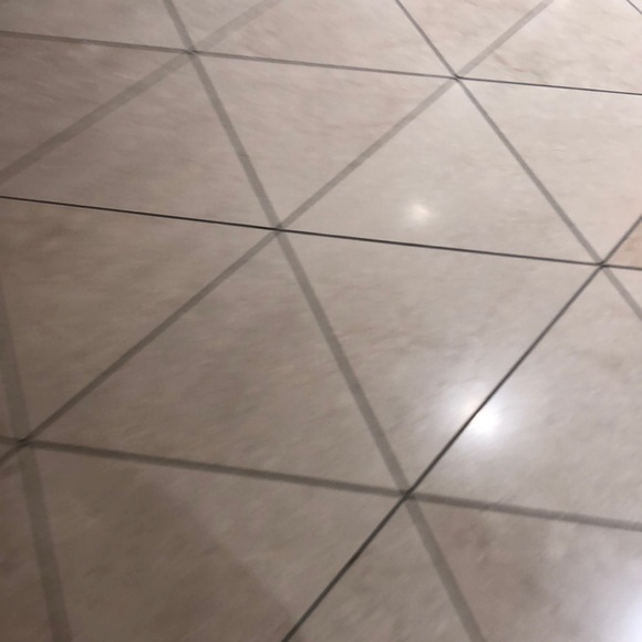 Profile Picture of Jason Borhers (@jjxidbdi66) on Poshmark