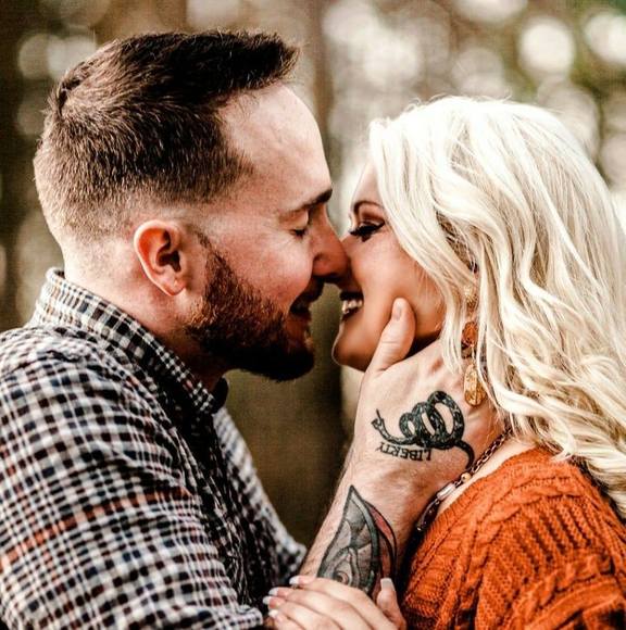 Profile Picture of Jessica Axt (@iitsjessica14) on Poshmark