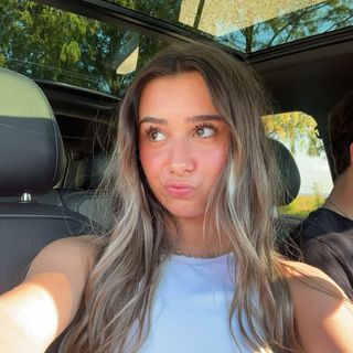 Profile Picture of Emily Paulichi (@_emilypaulichi) on Instagram