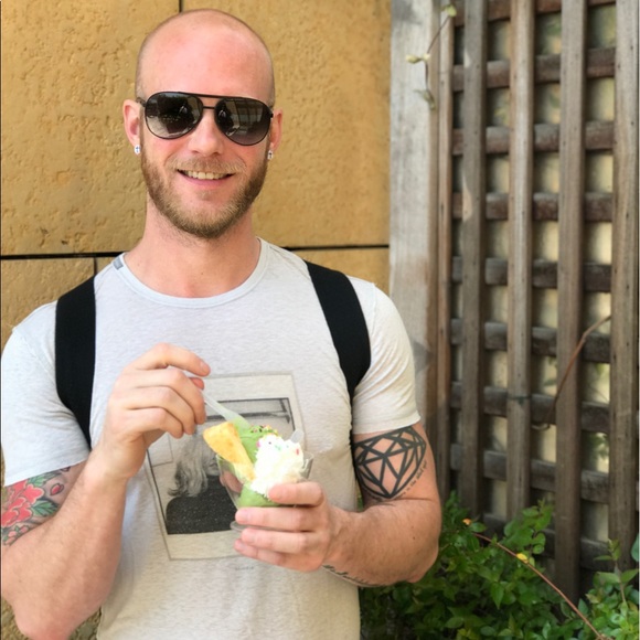 Profile Picture of Chris Overby (@hpriddler) on Poshmark