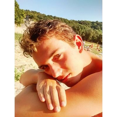 Profile Picture of Alejandro Riquelme (@alex_riquelme98) on Twitter