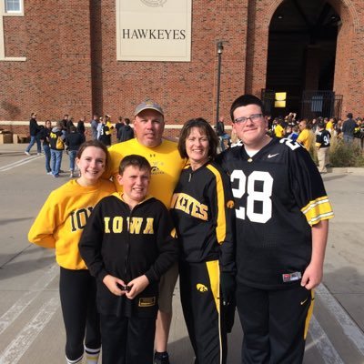 Profile Picture of Dave Schaar (@schaarvikings) on Twitter