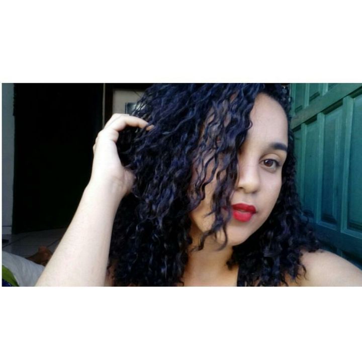 Profile Picture of Amanda perrone (@@amandinhaperrone) on Tiktok