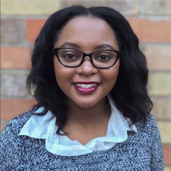 Profile Picture of Shae Allen (@keyshaeallen) on Poshmark