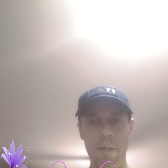 Profile Picture of Kevin Corbett (@corbettkevin389) on Poshmark