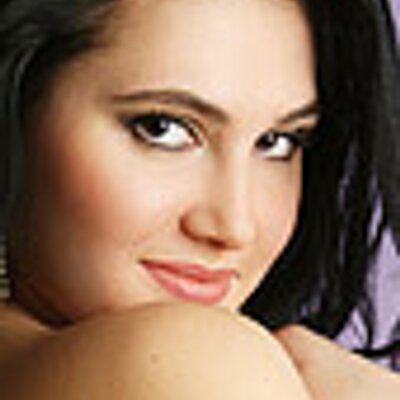 Profile Picture of Kay Chang (@Kay_Changb) on Twitter