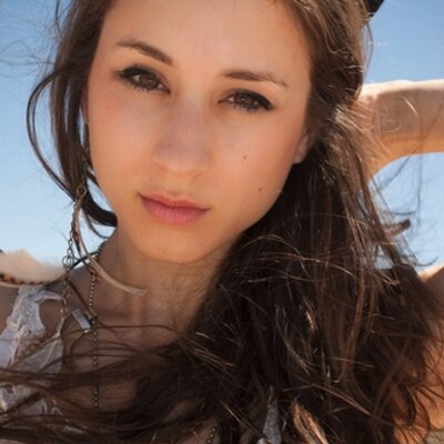 Profile Picture of Katie Harper (@xKittyKatHarper) on Twitter