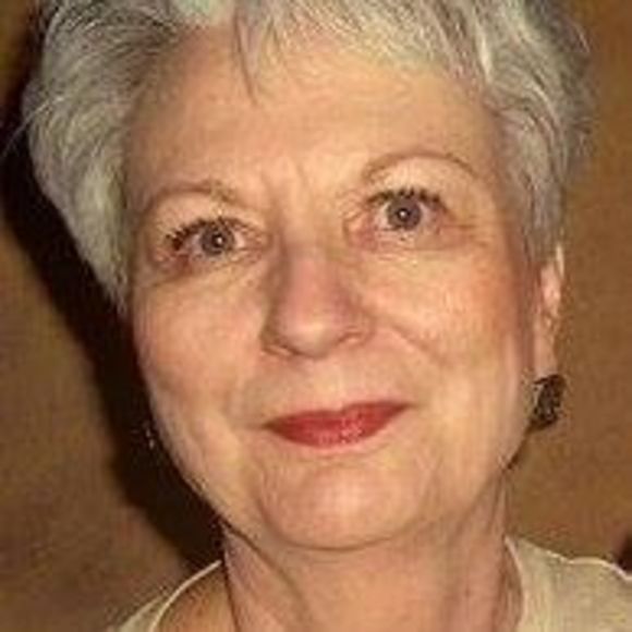 Profile Picture of Mary Treadaway (@mtreadaway1) on Poshmark