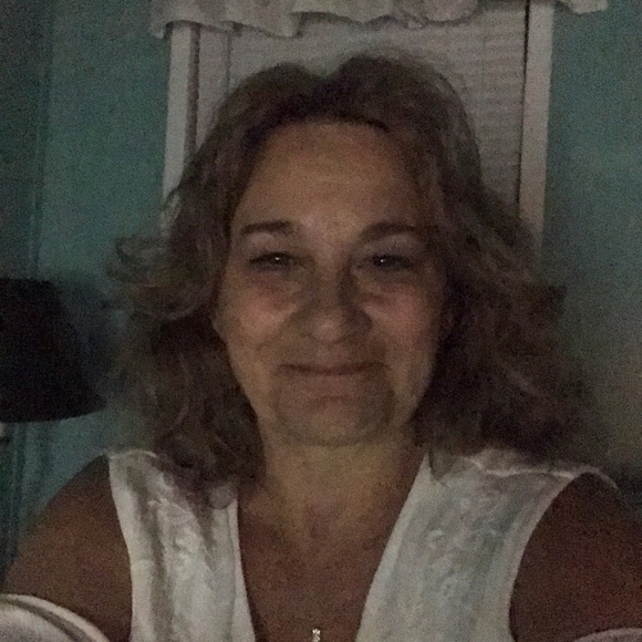 Katy Kocher - Poshmark Profile Picture of Katy Kocher (@katykocher) on Poshmark