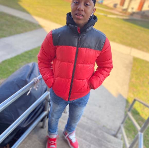 Profile Picture of Shaquan Sorey (@shaquan0364) on Poshmark