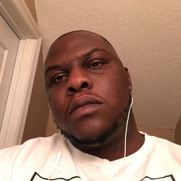 Profile Picture of Thomas Mcgrone (@thomas662) on Poshmark