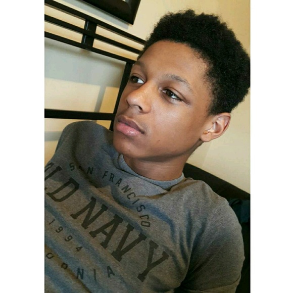 Profile Picture of Tim Black (@tthegreat82) on Poshmark
