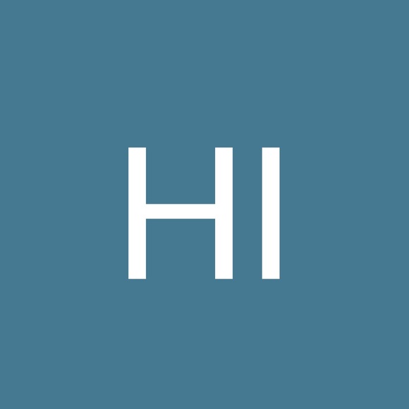 Profile Picture of Hannah Ibrahim (@hannah_ibrahim) on Poshmark