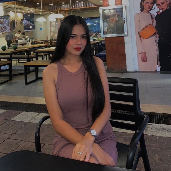 Profile Picture of Cath (@cremulta) on Tiktok