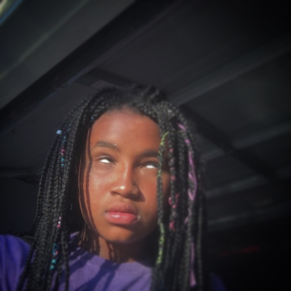 Profile Picture of Leah Bradley (@leahcarolima) on Poshmark