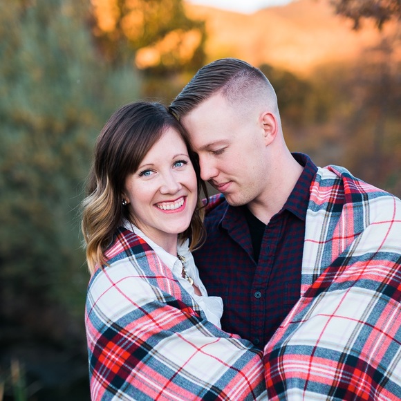 Profile Picture of Lucy Sommer (@lucysommer) on Poshmark