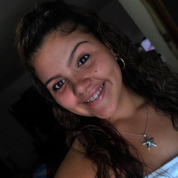 Profile Picture of Brianna Borges (@briannab1104) on Poshmark