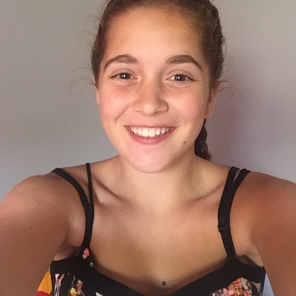 Profile Picture of Macey Shaffar (@macey_shaffar3) on Poshmark