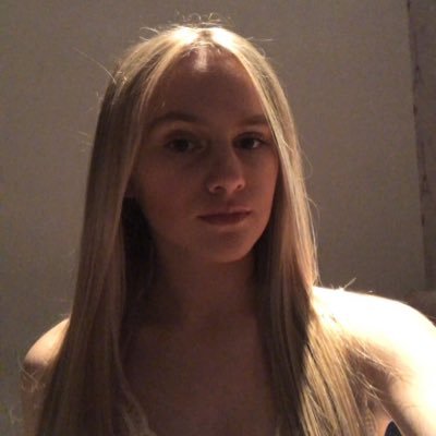 Profile Picture of Lily Thomas (@lilytho17635538) on Twitter