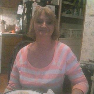 Donna Almeta Earls (Donna earls) - Facebook Profile Picture of Donna Almeta Earls (Donna earls) (@donna.hunt.566790) on Facebook