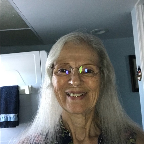 Profile Picture of Marcia Amato (@missmarcia48) on Poshmark