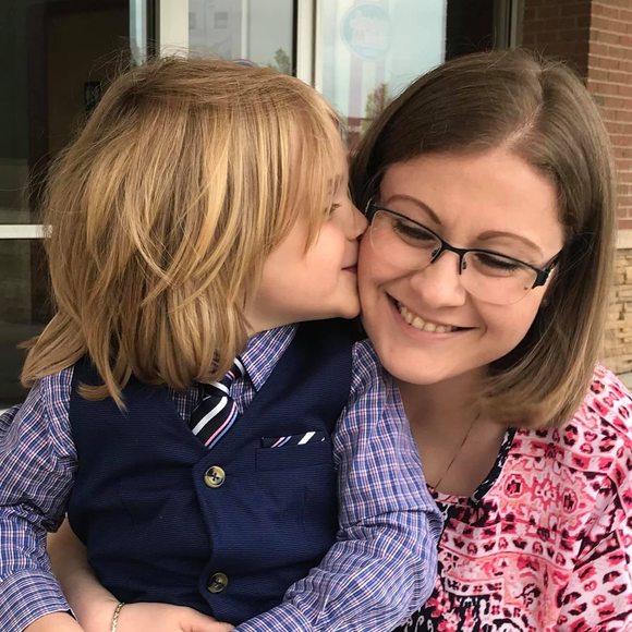 Profile Picture of Christina Kittrell (@catvet2014) on Poshmark