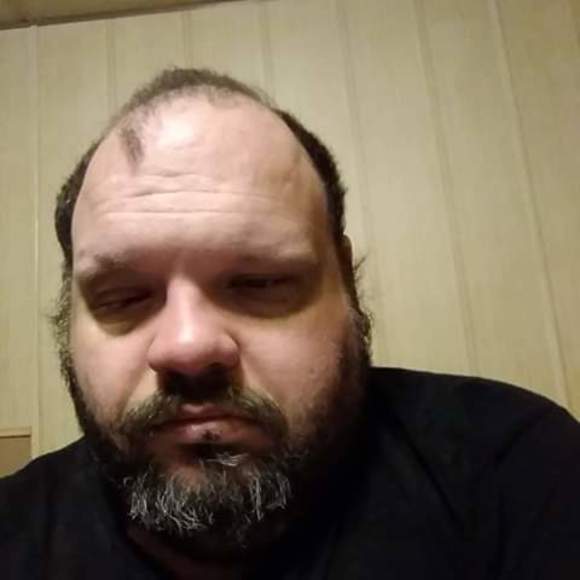 Profile Picture of Kenneth Cook (@kc9859422) on Poshmark