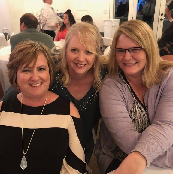 Annette Cavener - Poshmark Profile Picture of Annette Cavener (@acavener) on Poshmark