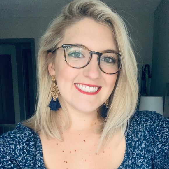 Profile Picture of Alexis Schrecker (@schreck95) on Poshmark