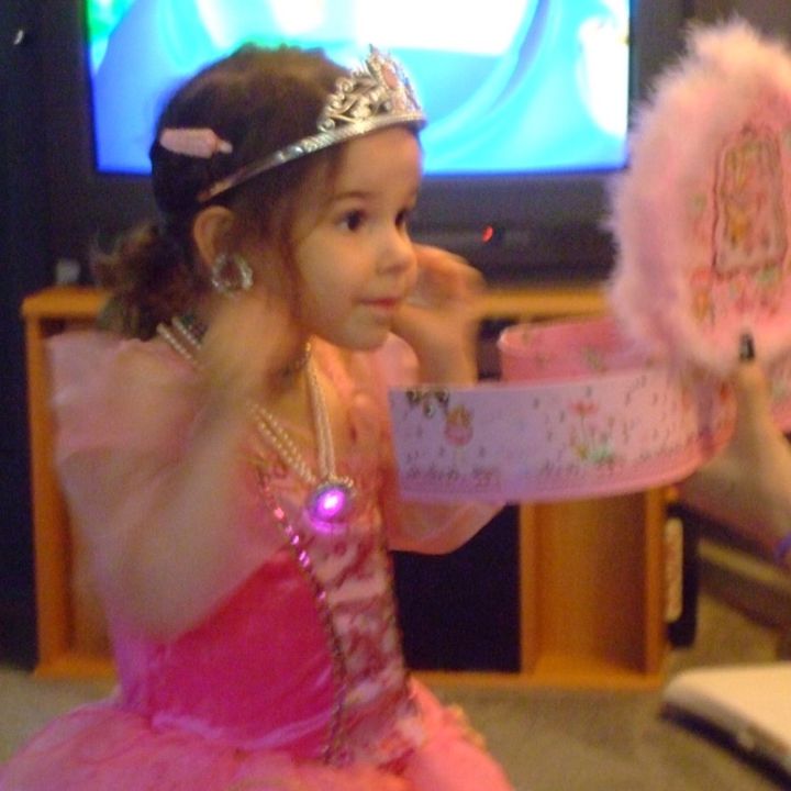 Profile Picture of casey (@casecattroybolton) on Tiktok