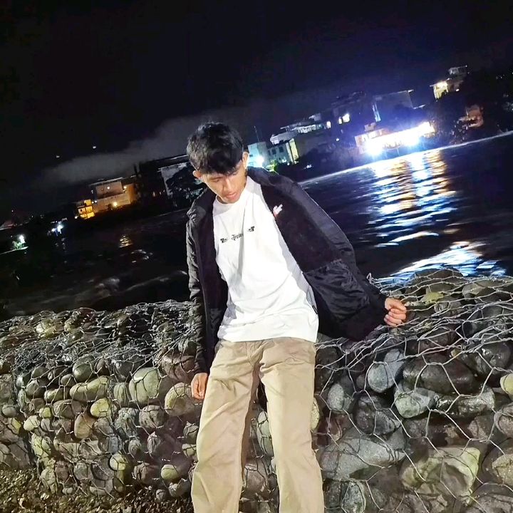Profile Picture of Kelvin Flores (@kelvin_ll.f.19) on Tiktok
