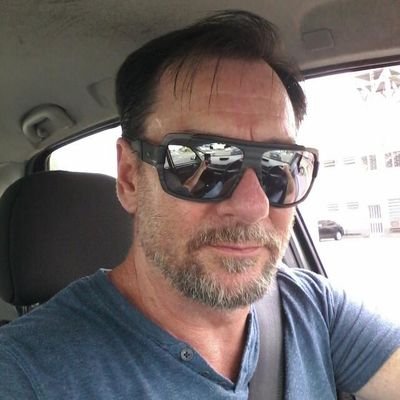 Profile Picture of André Simon (@AndrSimon10) on Twitter
