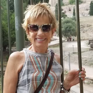 Profile Picture of Bernadette Senn (@sennbernadette) on Instagram