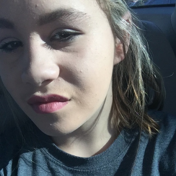 Profile Picture of Torry Blackburn (@torryab) on Poshmark