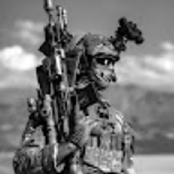 Fabian Segura - Poshmark Profile Picture of Fabian Segura (@fabiansegura411) on Poshmark