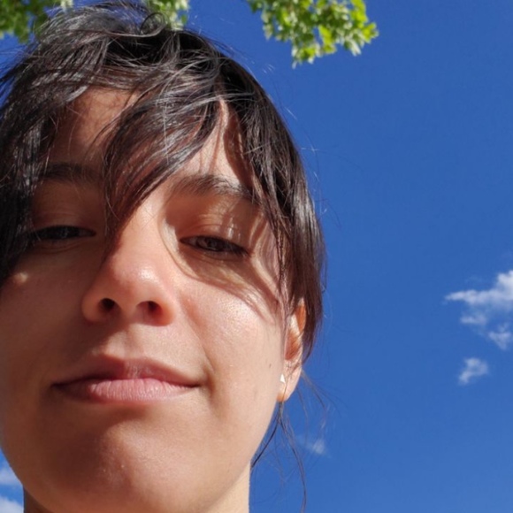 Profile Picture of David Landolfi (@ilovevaleria123) on Poshmark