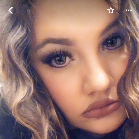 Profile Picture of Lauren Proffitt (@lproffitt30) on Poshmark