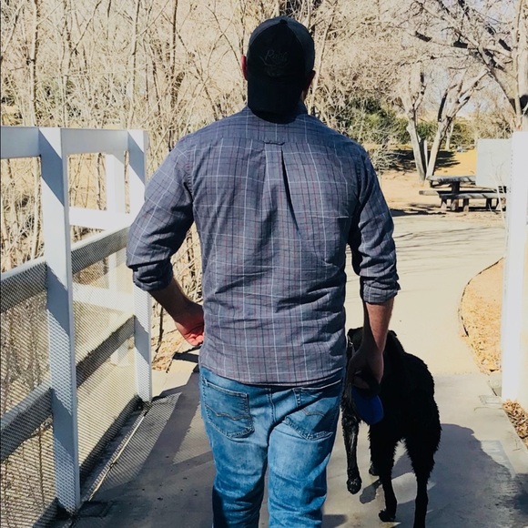 Profile Picture of Josh Clements (@k_unu) on Poshmark