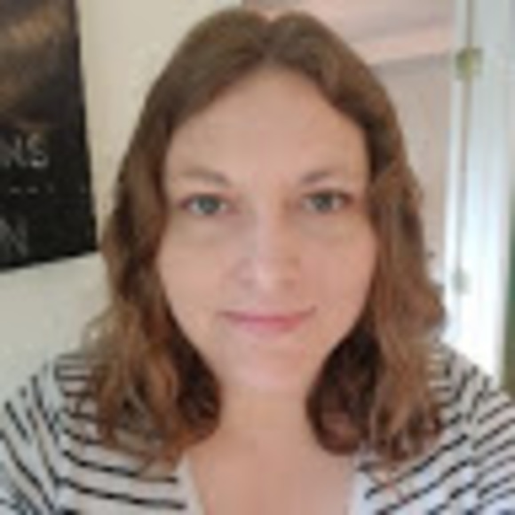 Profile Picture of Rachel Delamarter (@raemiri) on Poshmark