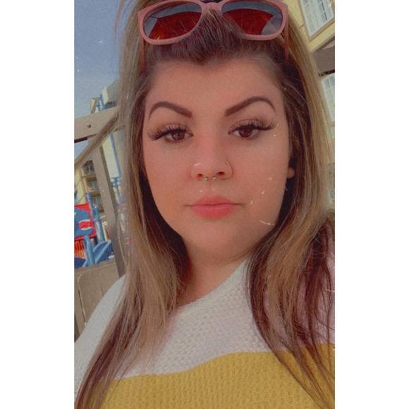 Profile Picture of Kara Mcclary (@kjm53202) on Poshmark